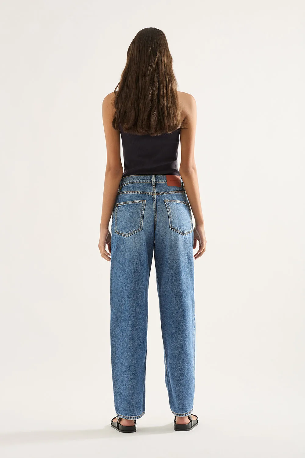 Avril Mid Slouchy Wide Jean Moment Mid Blue