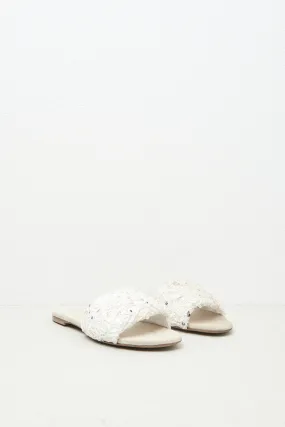 Embroidered flat slippers