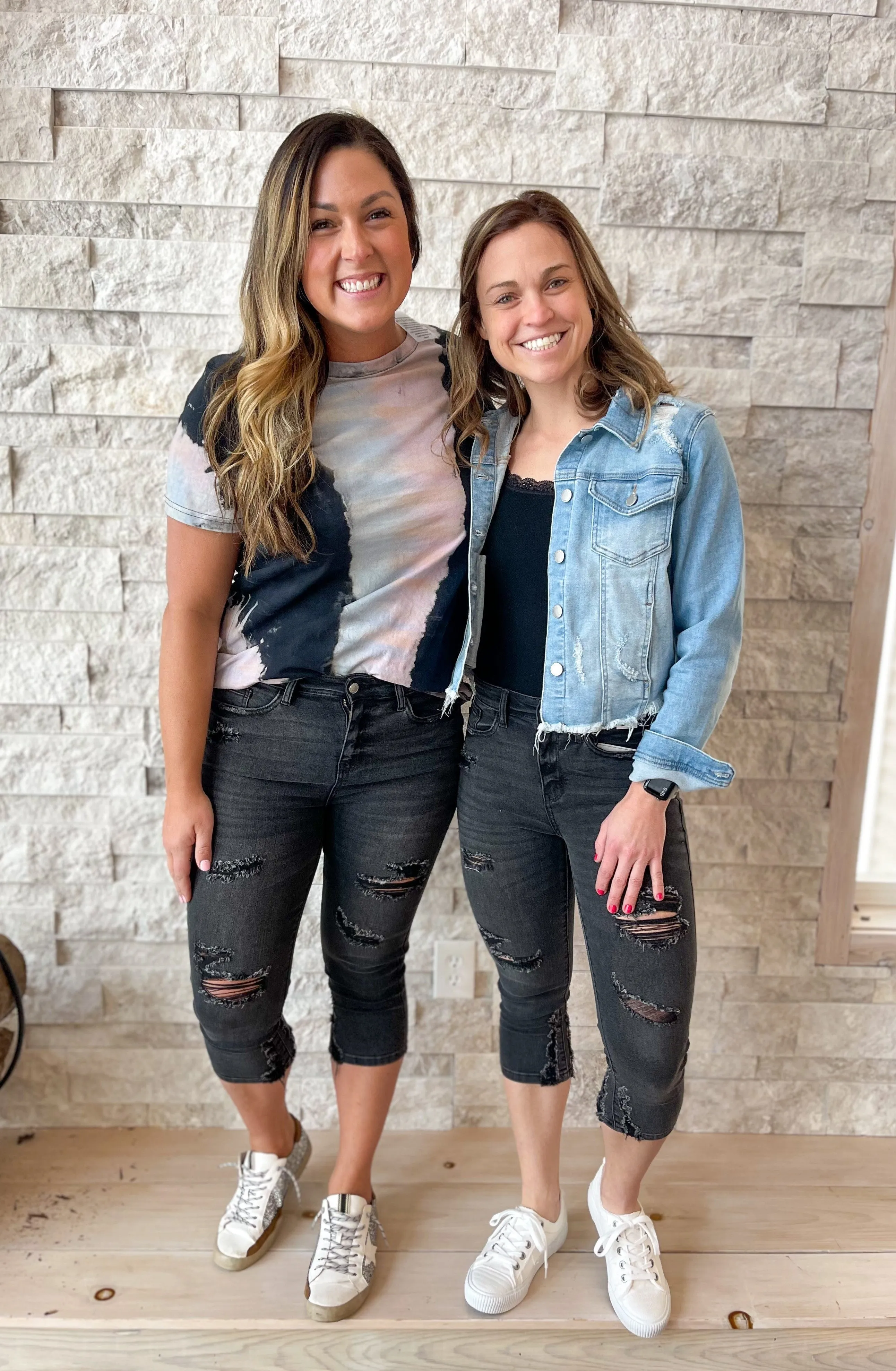 Judy Blue Black Destroyed Skinny Capris
