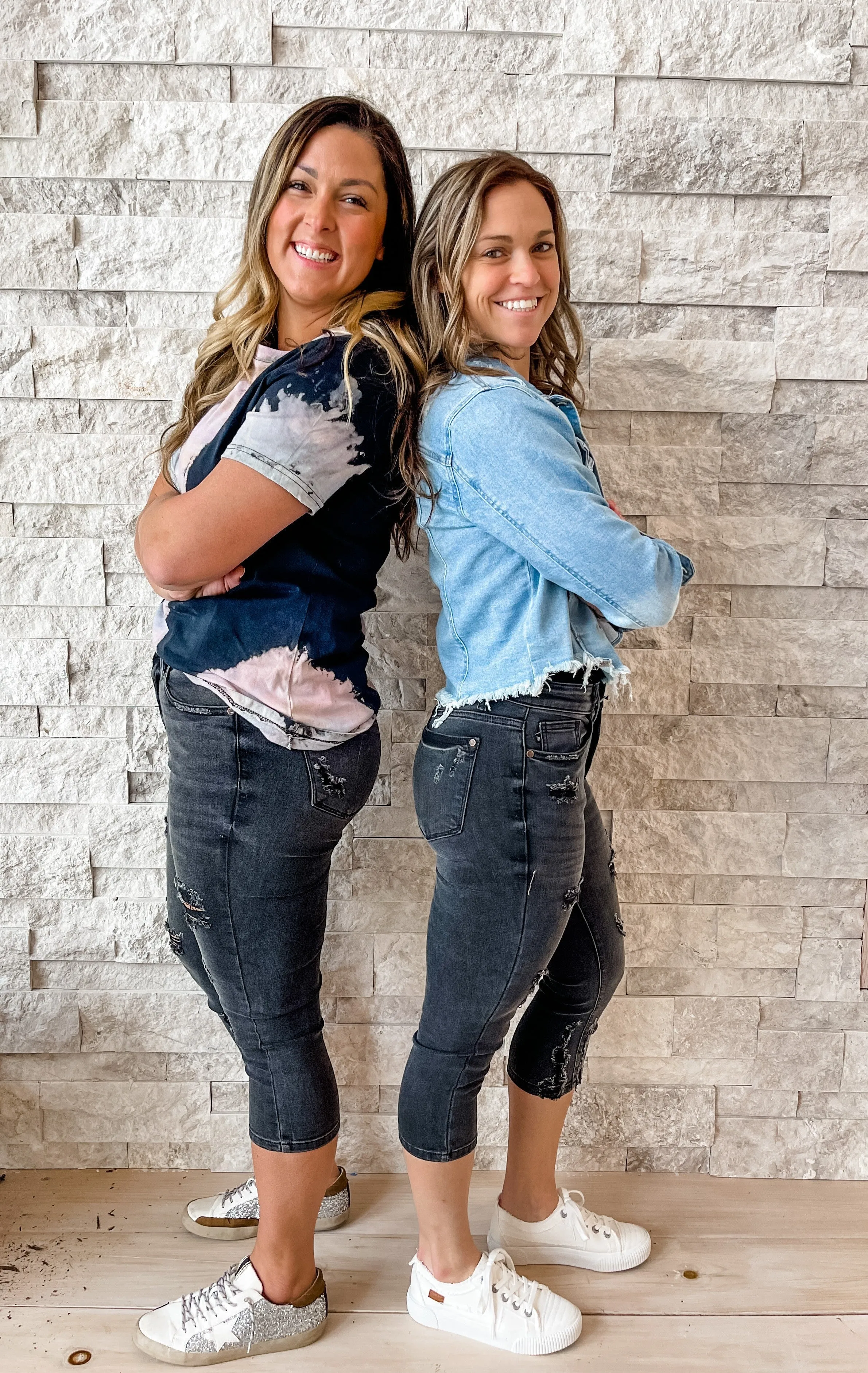 Judy Blue Black Destroyed Skinny Capris