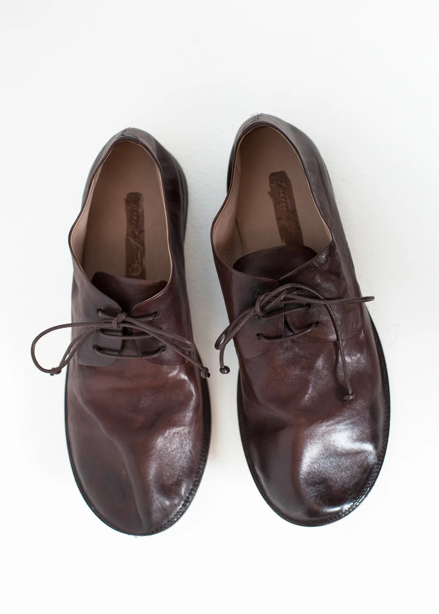 Marsacco Lace Up in Bark - A Stylish and Fashionable Choice