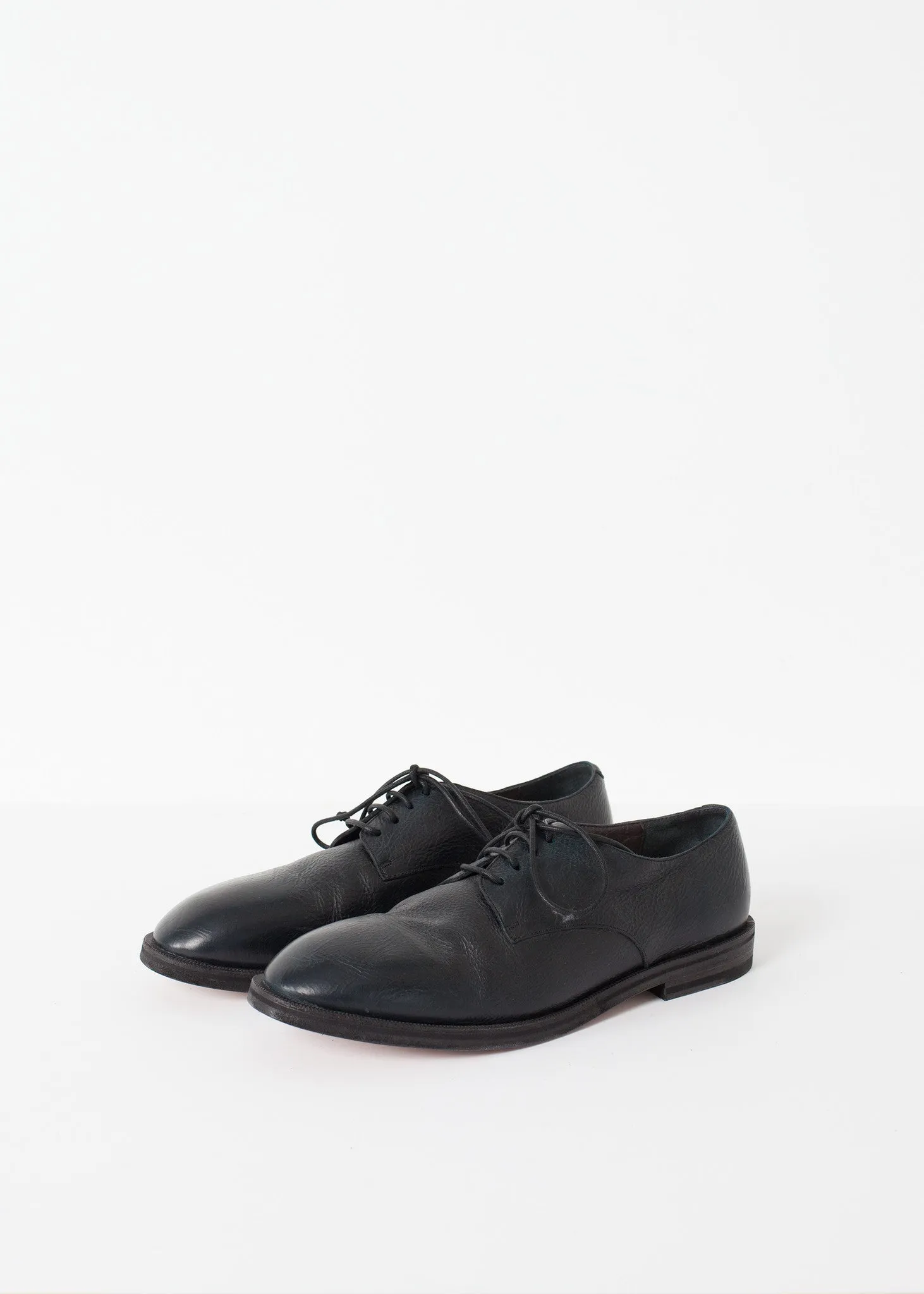 Stiro Oxford in Black - Less Choice